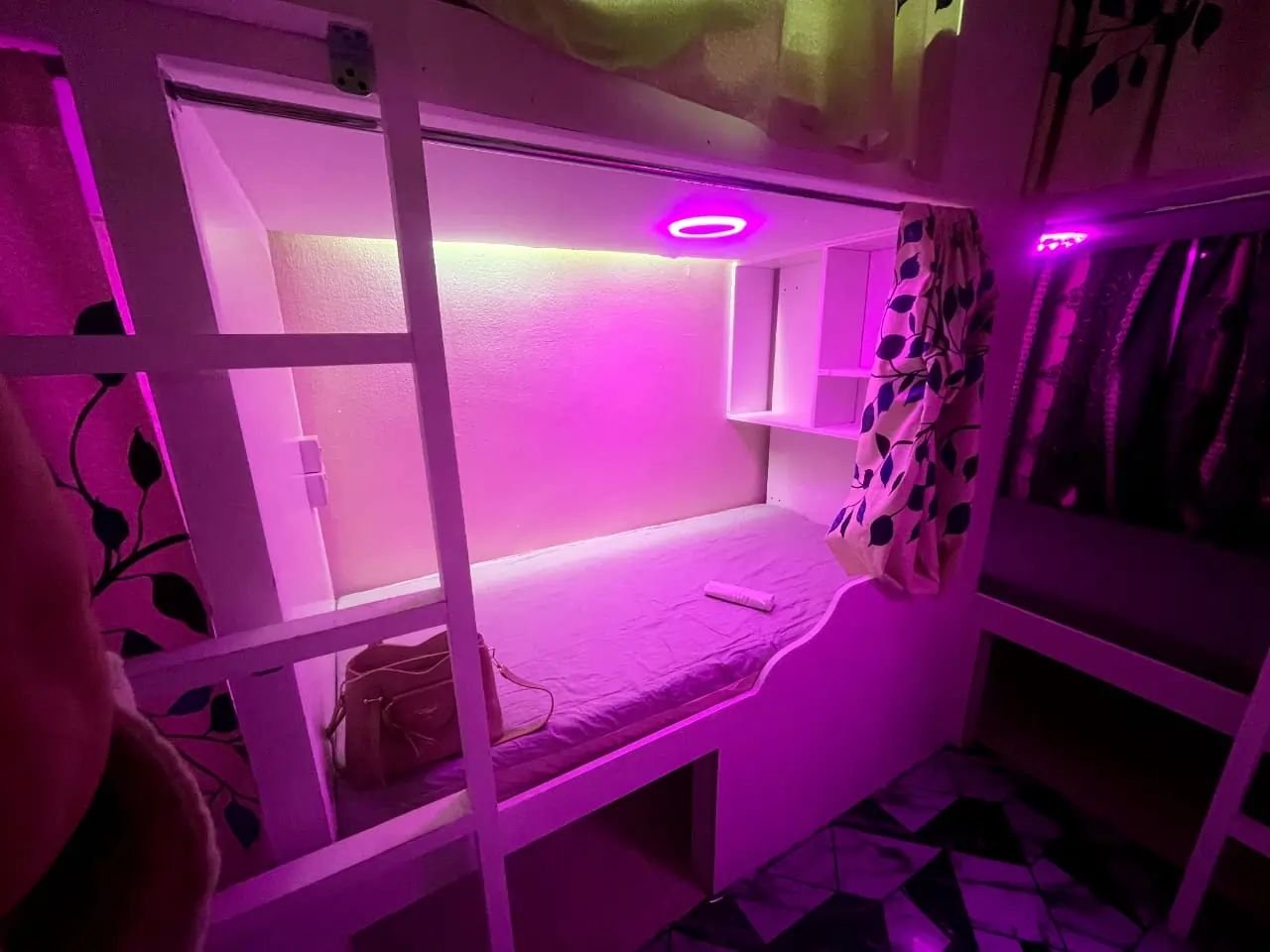 Bed Space 4